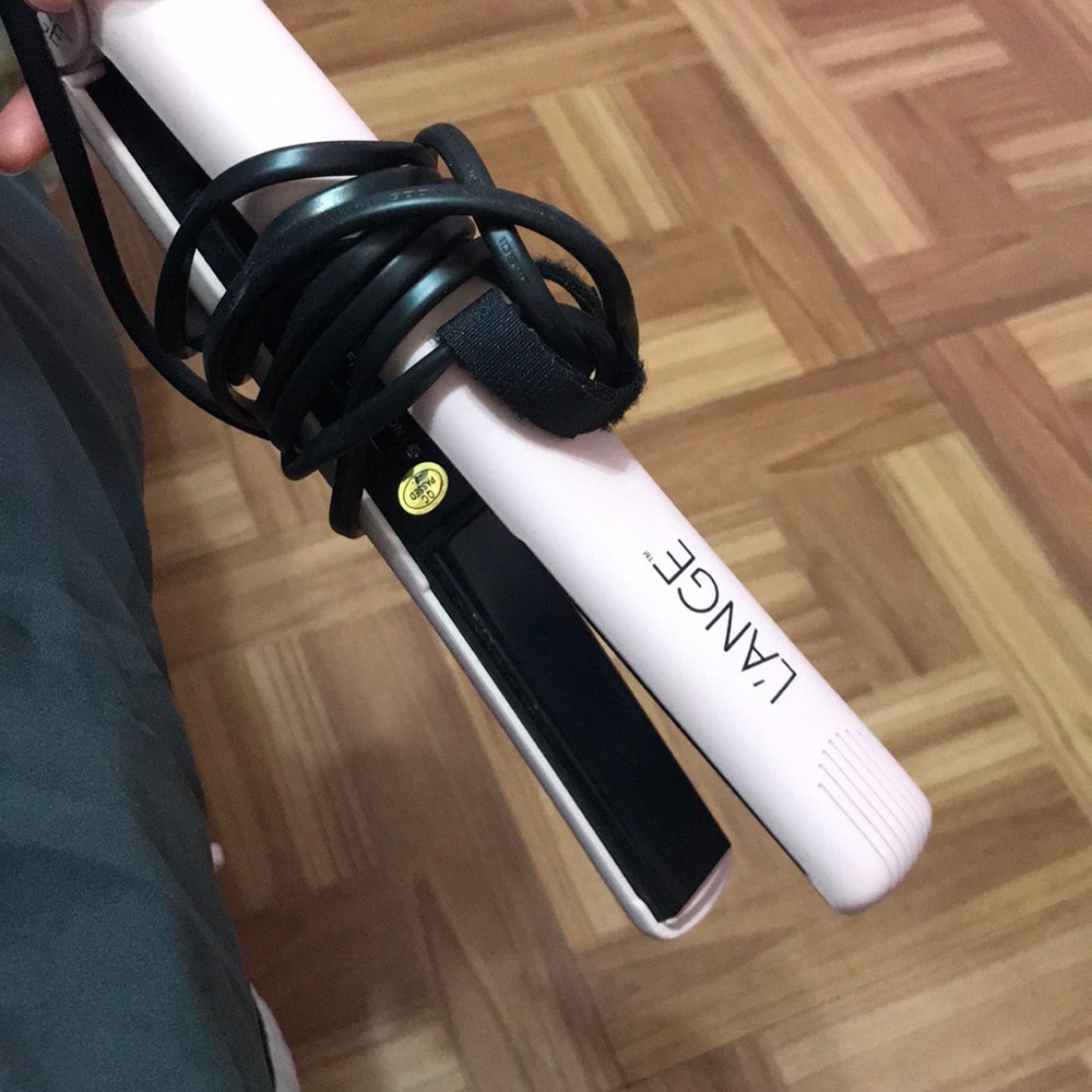 Hair straightener